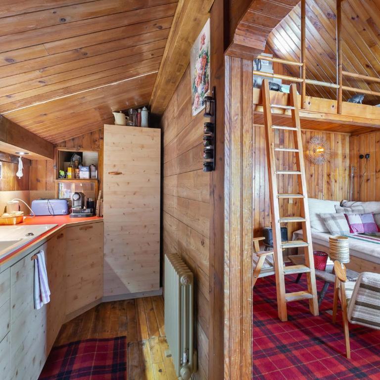 Mazot confortable dans les sapins, skis aux pieds à Courchevel - FR-1-564-97 - Chalet - 10