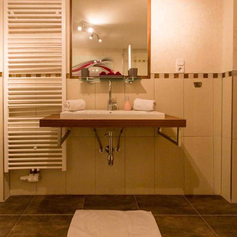 Alpinhome - Ferienhaus - 13