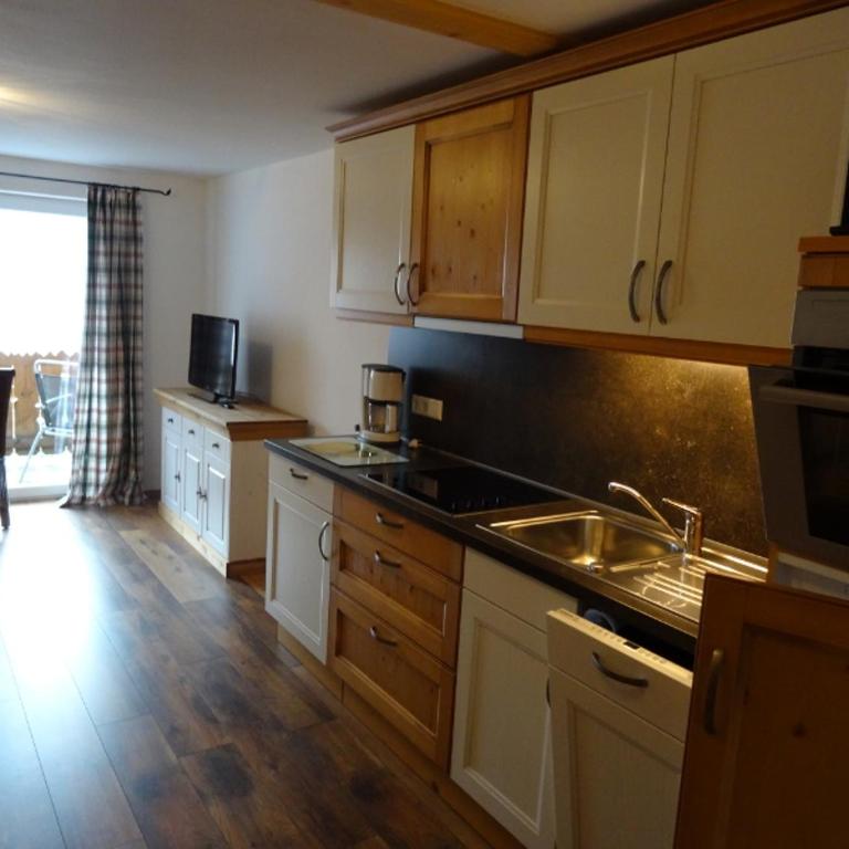 Gästehaus Erika - Chiemgau Karte - Apartment mit 2 Schlafzimmern - 2