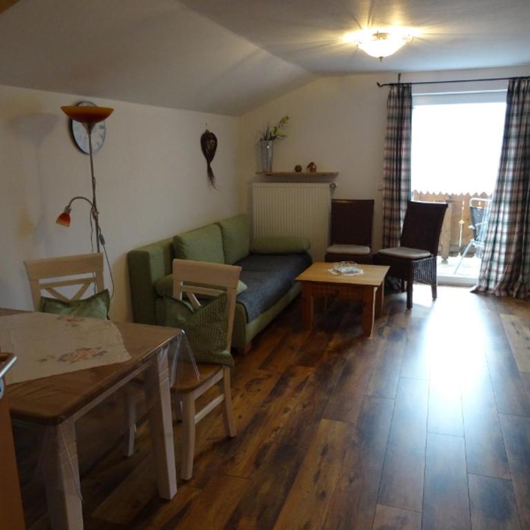 Gästehaus Erika - Chiemgau Karte - Apartment mit 2 Schlafzimmern - 3