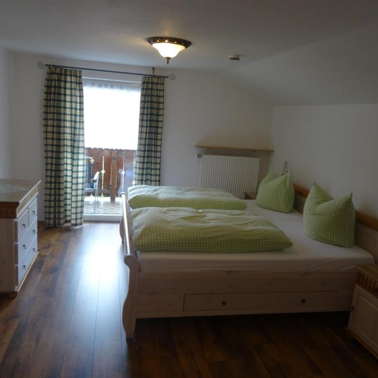 Gästehaus Erika - Chiemgau Karte - Apartment mit 2 Schlafzimmern - 4