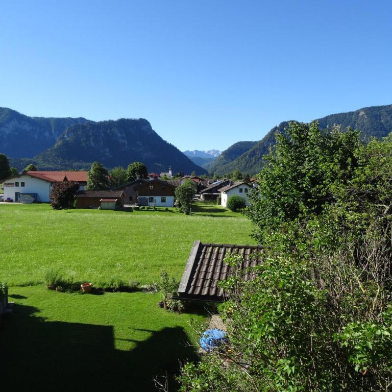 Gästehaus Erika - Chiemgau Karte - Deluxe Apartment - 7