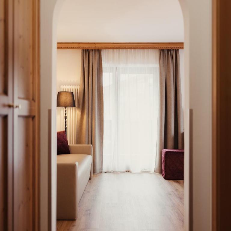 Diana Dolomites - Deluxe Doppel-/Zweibettzimmer - 2