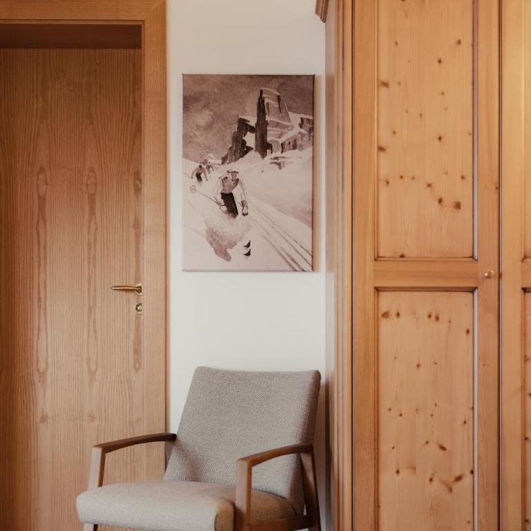 Diana Dolomites - Doppelzimmer mit Bergblick - 4