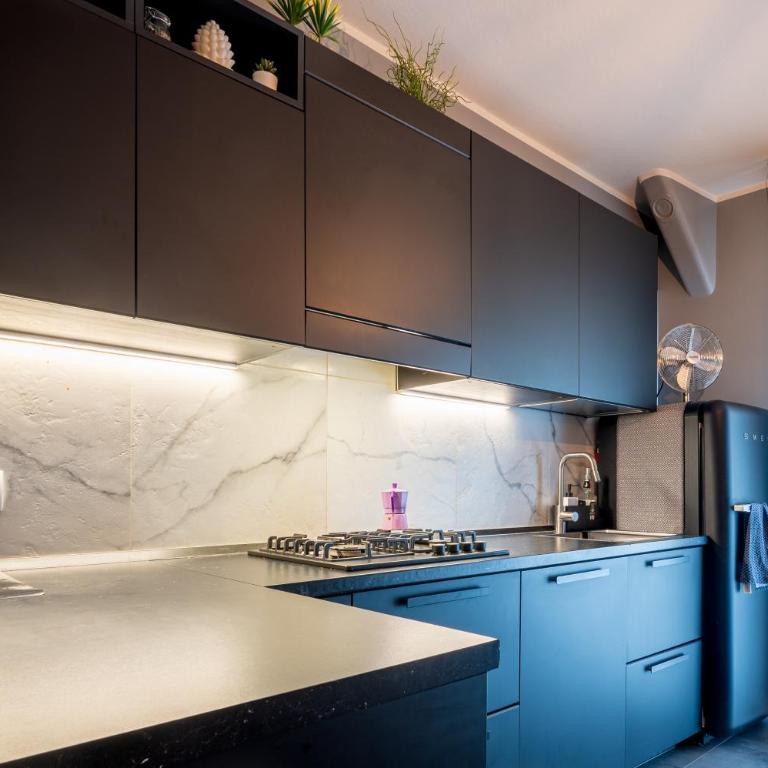 GuestHost - Parma Elegant and Sweet Apartments - Appartamento con Balcone - 10