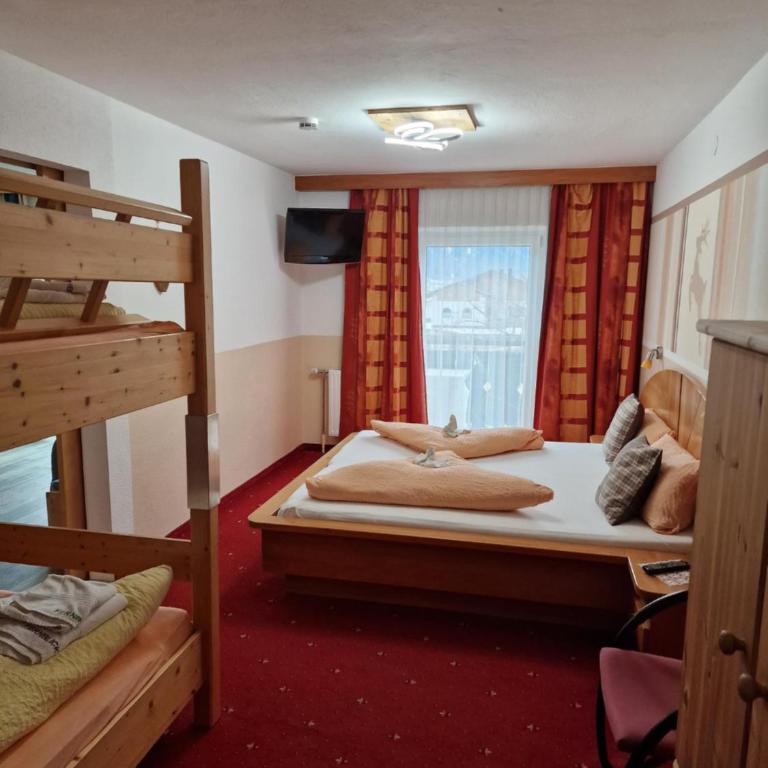 Gästehaus Fernblick - Apartment 1 mit Bergblick - 18