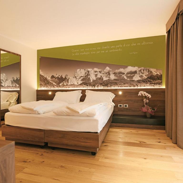 Dolomeet Boutique Hotel - Deluxe Double or Twin Room with Balcony - 1