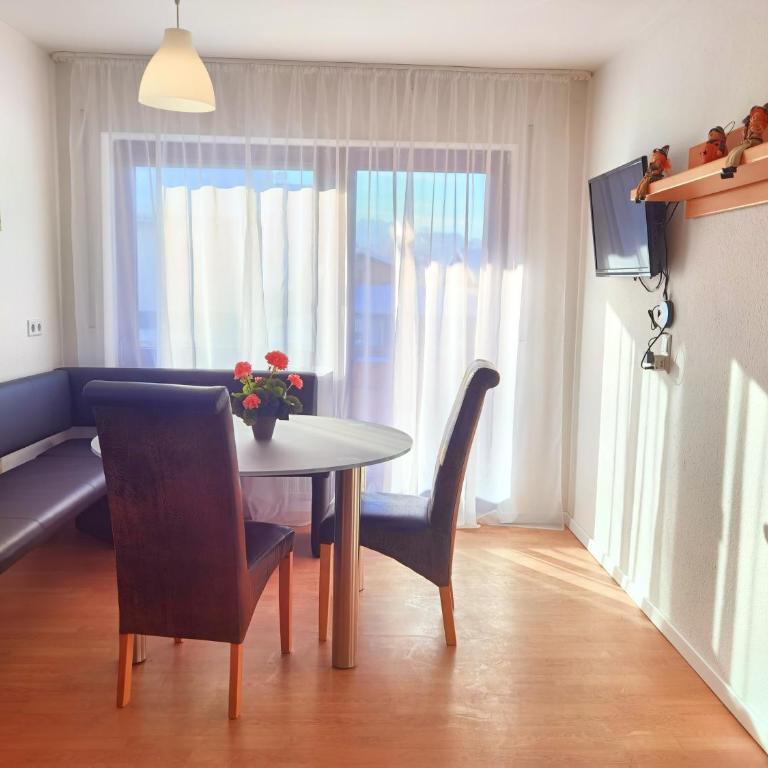 Haus Rist - holiday apartments ALLGÄU - Apartment mit Aussicht und Balkon - 11