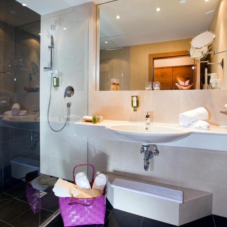 Hotel Gabriela INKLUSIVE SUPER SOMMER CARD - Suite Junior avec Balcon - 4