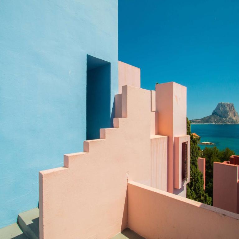 Apartamento Muralla Roja - PlusHolidays - Apartment - 4