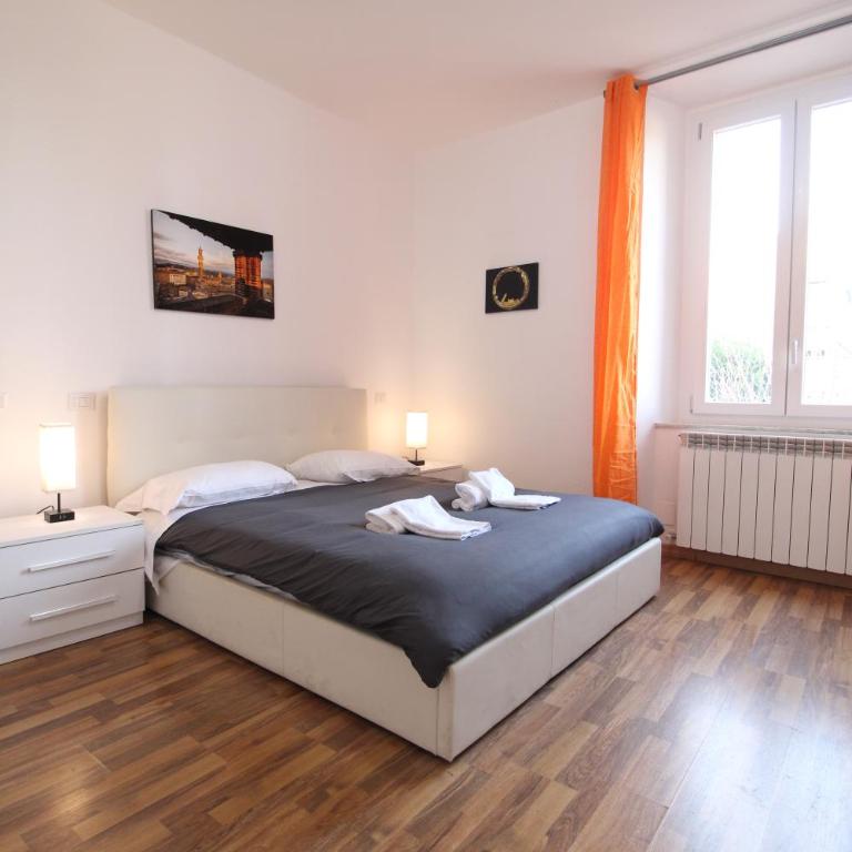 the house outside the walls - One-Bedroom Apartment - 17