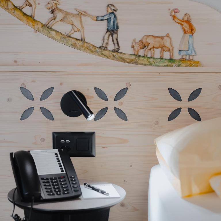 Hotel Central Wolter - Grindelwald - Superior Doppelzimmer mit Blick auf den Eiger - 4