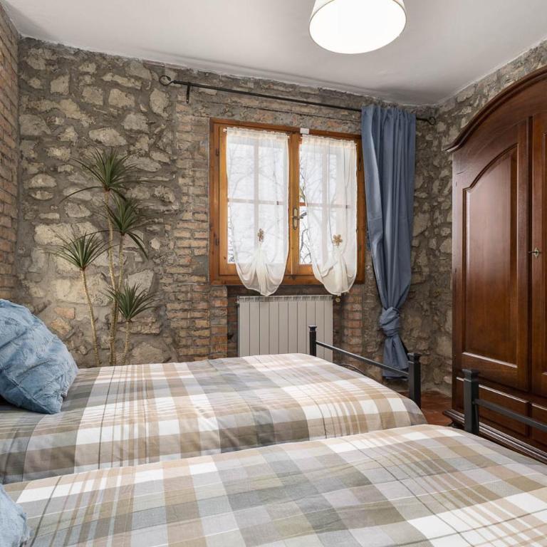 Agriturismo e Maneggio Poggio Leone - Camera Familiare - 5