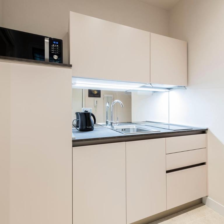 Il Cortiletto by Reasy&Busy - Appartamento con 1 Camera da Letto - 2