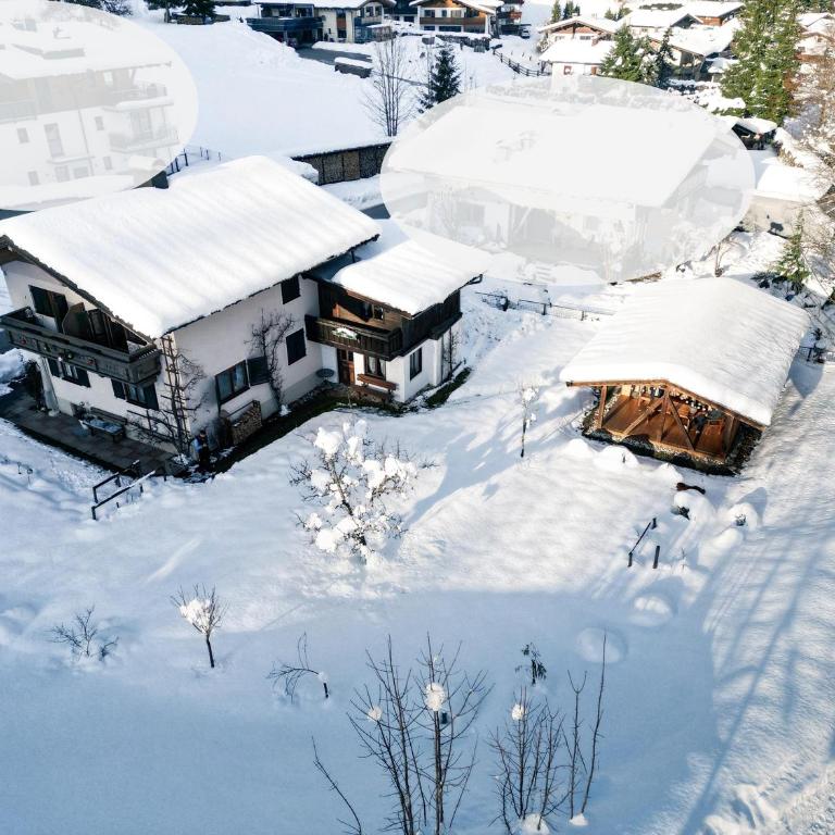 Ferienhaus am Gebraweg in Fieberbrunn in Tirol - Saalbach, Leogang, Hochfilzen, Kitzbühel - Haus mit 3 Schlafzimmern - 4