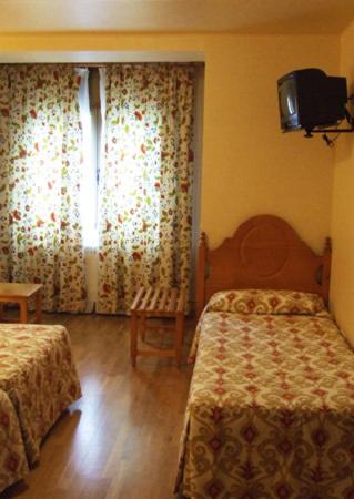 Hotel Turrull - Habitación Triple - 1