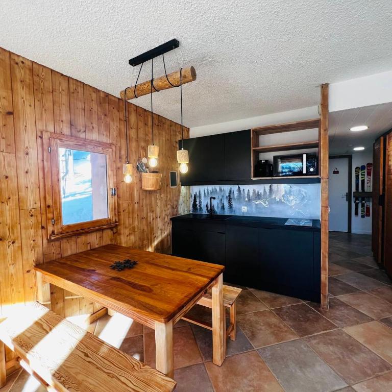 Charmant Appartement aux Saisies - 34m², 4 Pers, Terrasse Sud, Proche Pistes et Commerces - One-Bedroom Apartment - 14