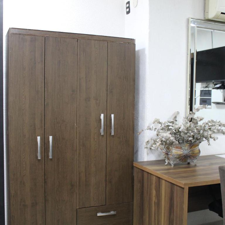AP 80- Apart OH - Two-Bedroom Apartment - 6