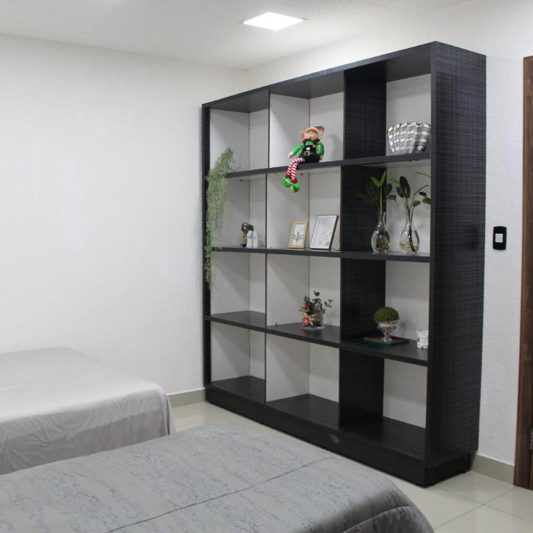 AP 80- Apart OH - Two-Bedroom Apartment - 10