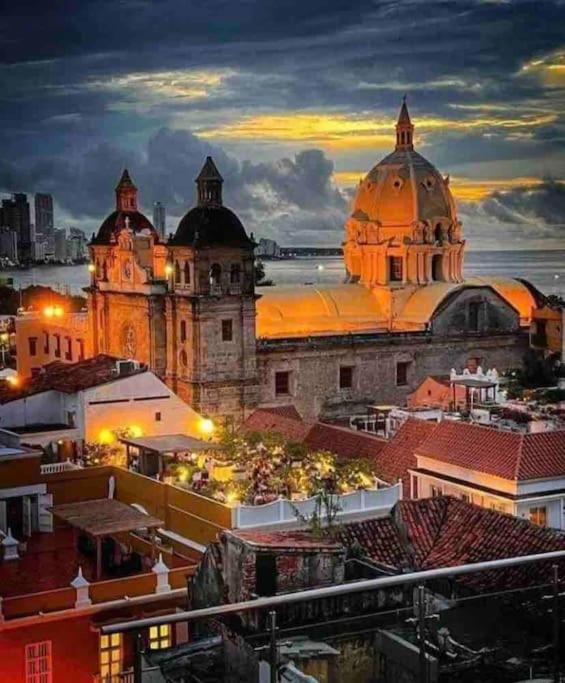 Apto 1801 Cartagena frente al mar- edificio Palmetto, piso 18 - Apartamento de 2 dormitorios - 8