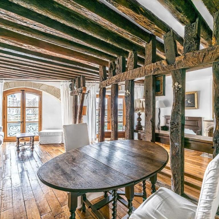 Ile Saint Louis - Quai d'Orleans 2bdr by B'Your Home - Appartement 2 Chambres - 10