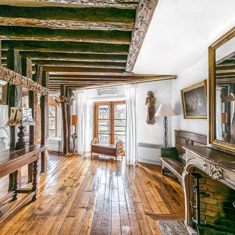 Ile Saint Louis - Quai d'Orleans 2bdr by B'Your Home - Appartement 2 Chambres - 17