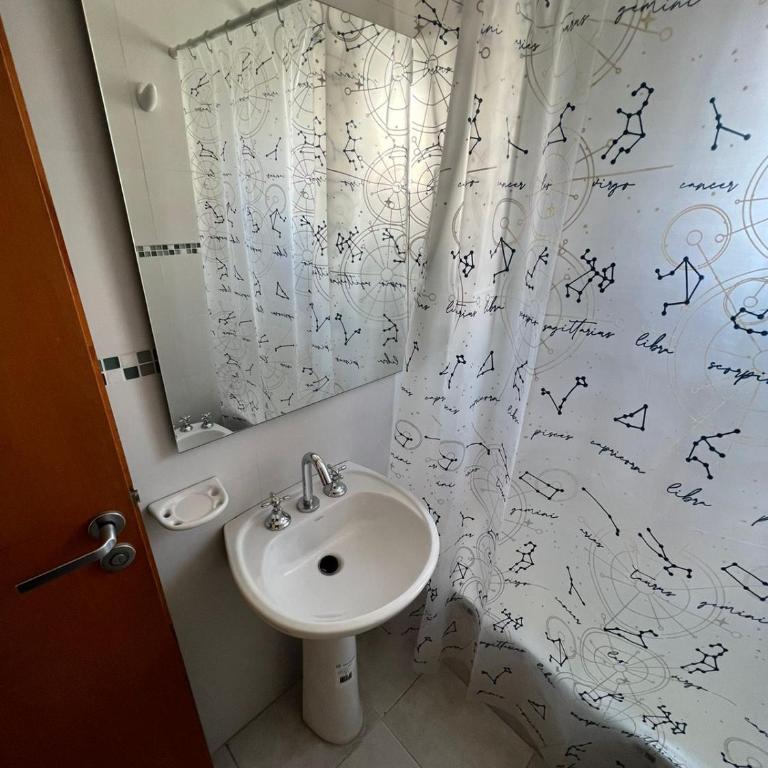Departamento Amoblado Zona Shopping Alto Noa - Apartamento de 1 dormitorio - 6