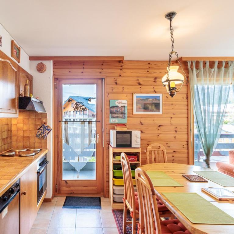 Baccara E4 - 4 pers - centre station - Standard Apartment - 4