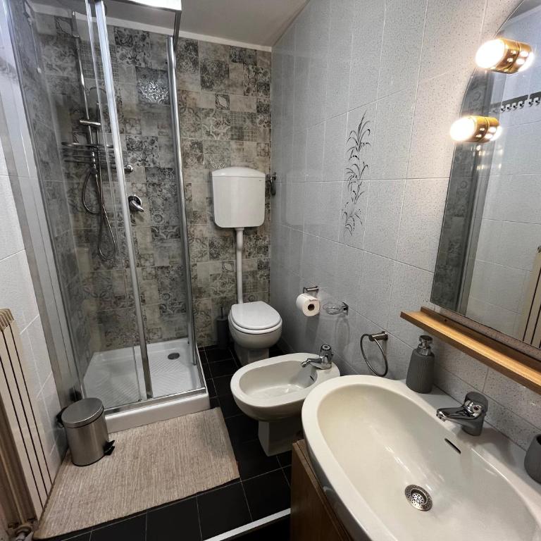 Casa ANNE vicino al centro, al mare, alla stazione - Two-Bedroom Apartment - 13