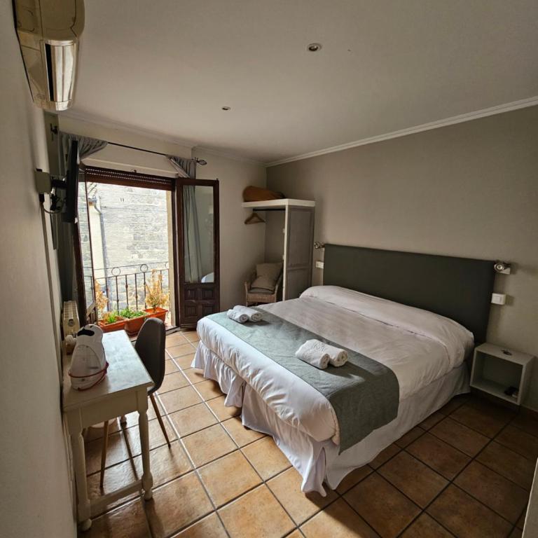 Hostal La Campana - Habitación Doble Confort - 1