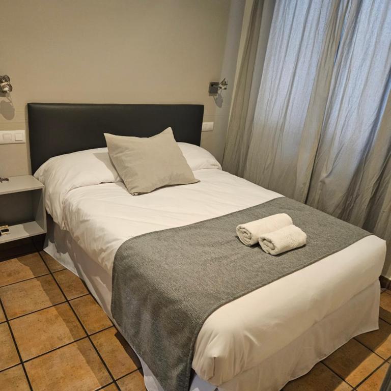 Hostal La Campana - Habitación Individual - 1