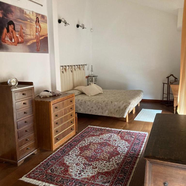 La stanza dei segreti - Camera Matrimoniale con Bagno in Comune - 7