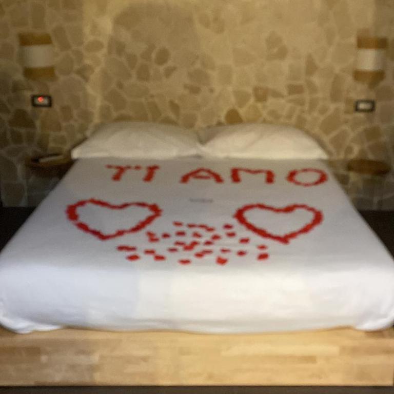 suite 18 luxury apartments - Double Room - 12