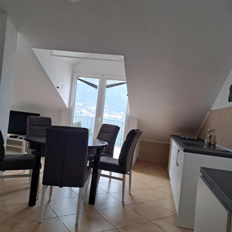 Apartments Pejanović - Comfort One-Bedrom Apartment with Terrace and Sea View - 14