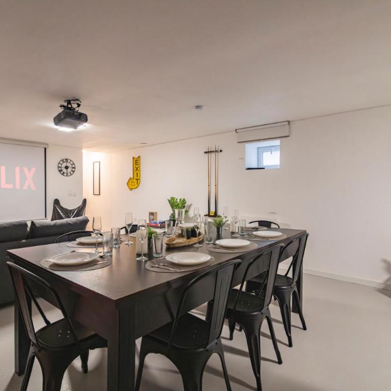 L'industriel - billard et home cinéma - hyper centre - Three-Bedroom Apartment - 32