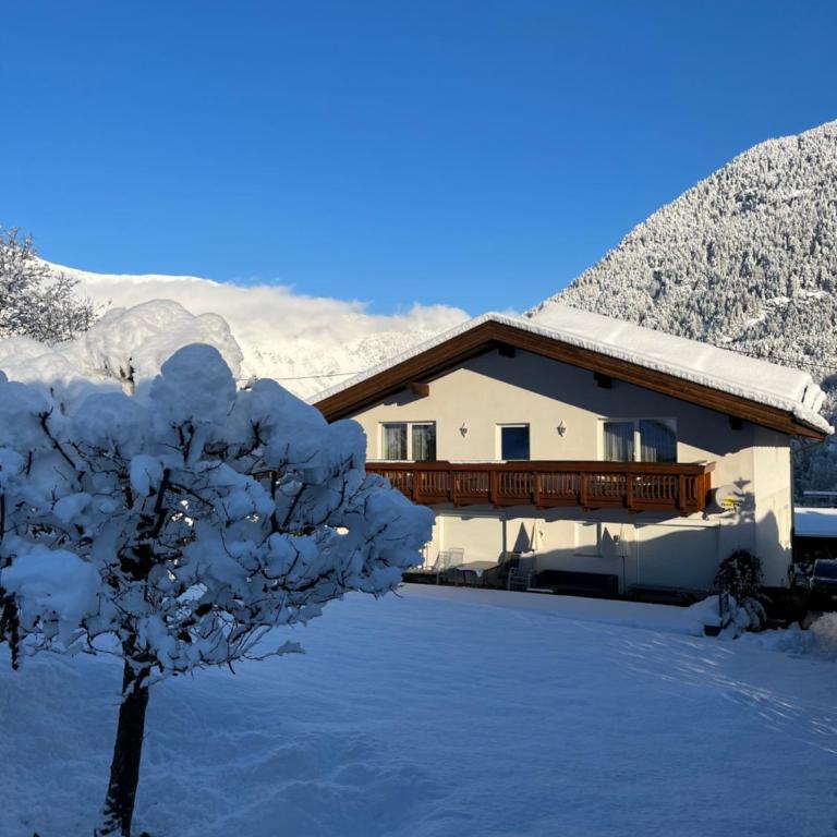 Chalet Bernegg - Apartment mit 2 Schlafzimmern - 2