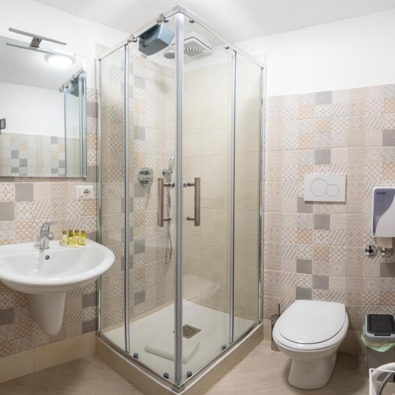 CONTE CAVOUR - Double Room with Private Bathroom - 6