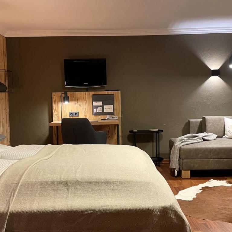moser-HOCHKÖNIG Genuss Wirtshaus Hotel - Suite mit Balkon - 4