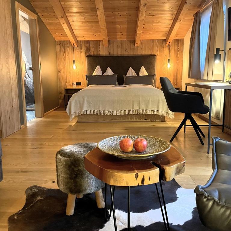 moser-HOCHKÖNIG Genuss Wirtshaus Hotel - Suite mit Balkon - 1