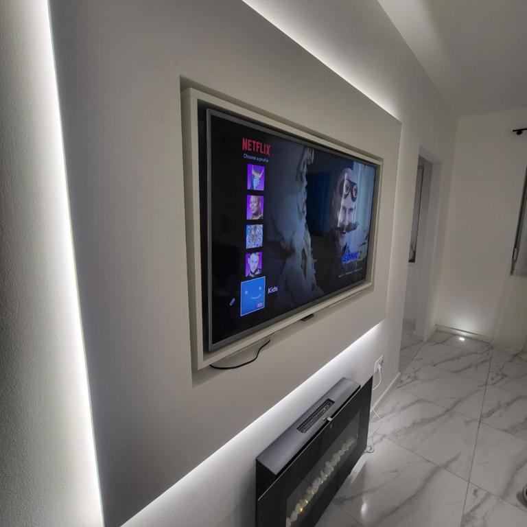 Downtown - One-Bedroom Apartment - 5