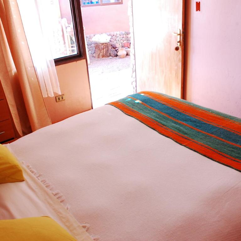 Hostal Casa Turipite - Habitación Triple Básica con baño compartido - 7