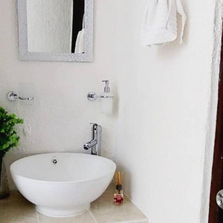 Casa en Puesta del Sol/Excelente Ubicación/2 Hab/Wifi/Netflix/Super comoda - Two-Bedroom House - 41