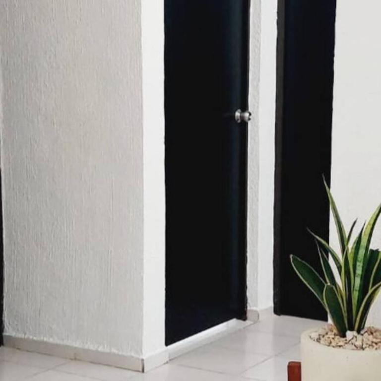 Casa en Puesta del Sol/Excelente Ubicación/2 Hab/Wifi/Netflix/Super comoda - Two-Bedroom House - 40