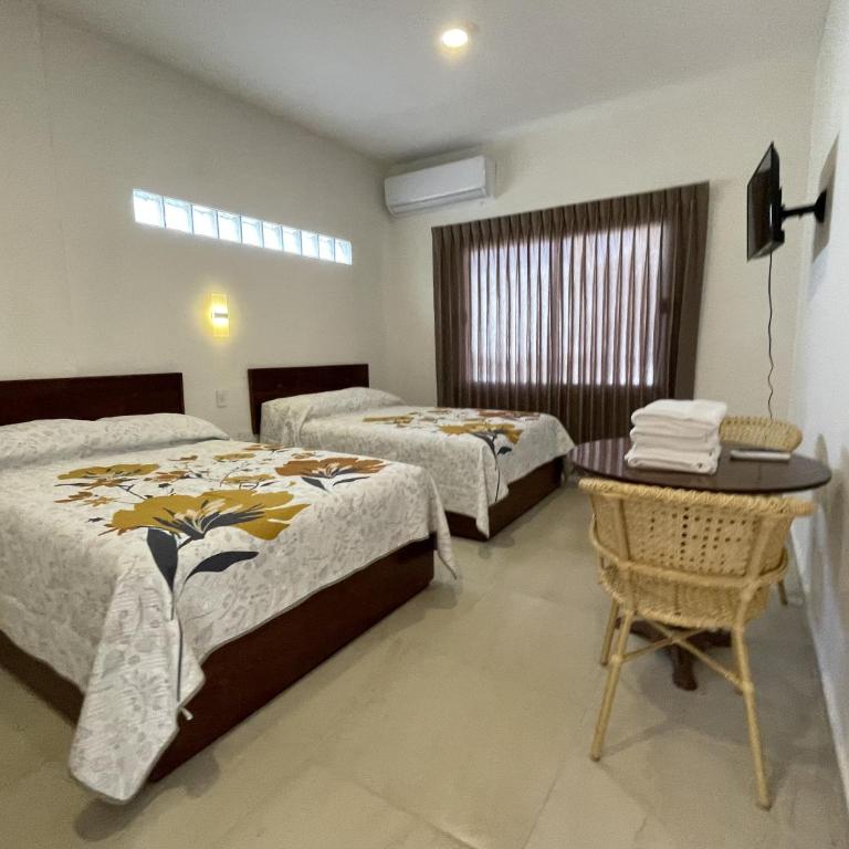 Hotel Allende - Habitación Doble - 2 camas - 4