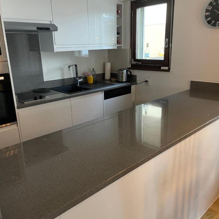 Modern Täsch Apartment with Free Parking - Apartment mit 2 Schlafzimmern - 24