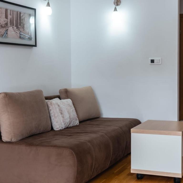 Apartman U152 - One-Bedroom Apartment - 10