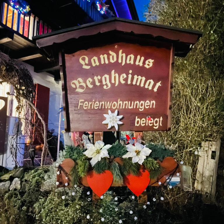 Ferienwohnung Alpensymphonie mit 110 m2 und sonnigem Balkon - Apartamento con balcón - 13