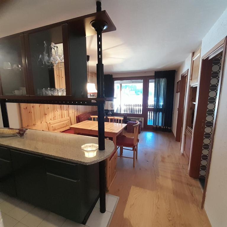 Casa Campiglio Centro Piano Alto con Vista - Appartamento con 2 Camere da Letto - 14