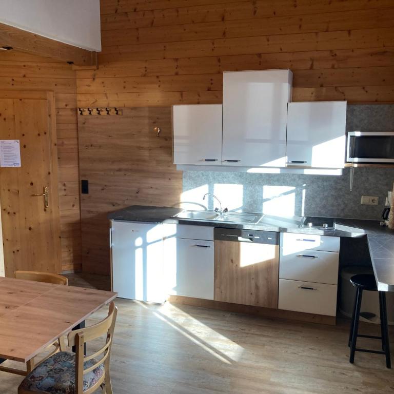 Aparts33 - Apartment mit Balkon - 22