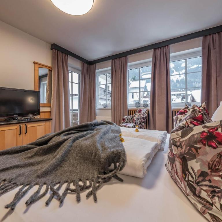 Apart Boutiquehotel SONNENHOF - Apartment mit 2 Schlafzimmern und Balkon - 5